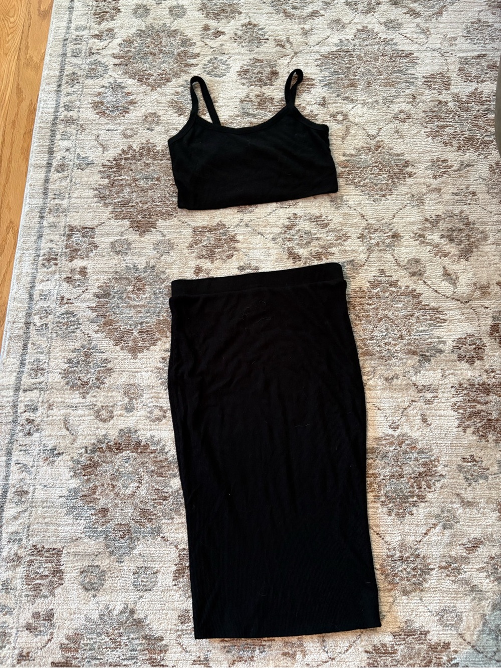 Crop top and skirt set ribbed black size small